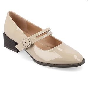 Journee Collection Savvi Womens Round Closed Toe Flat Heel Pumps new 7.5M